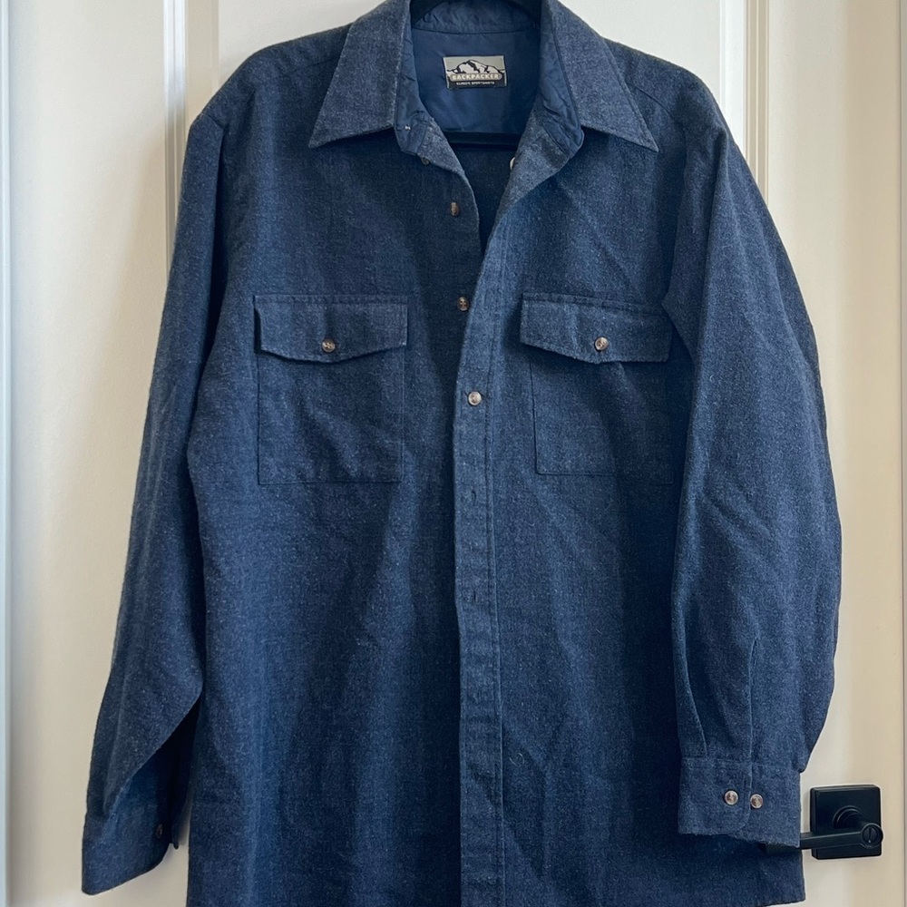 Backpacker Navy Wool Flannel Button Down Shirt Boxy Fit with Chest Pockets Sz L